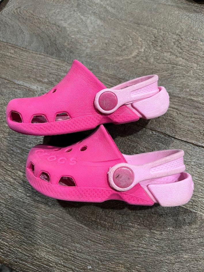 Seller #55 Crocs girls size 6 pink