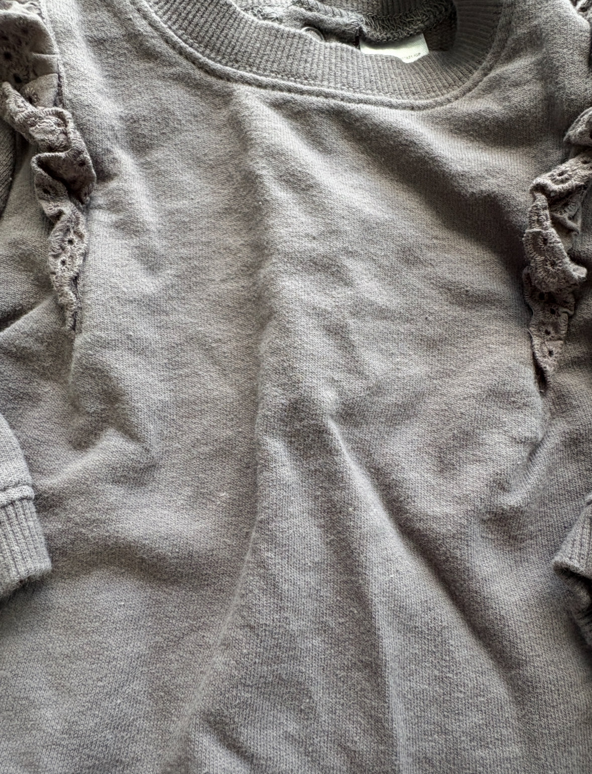 Seller # 105 - 6M Girls Carter's Gray Ruffle Sweatshirt GUC