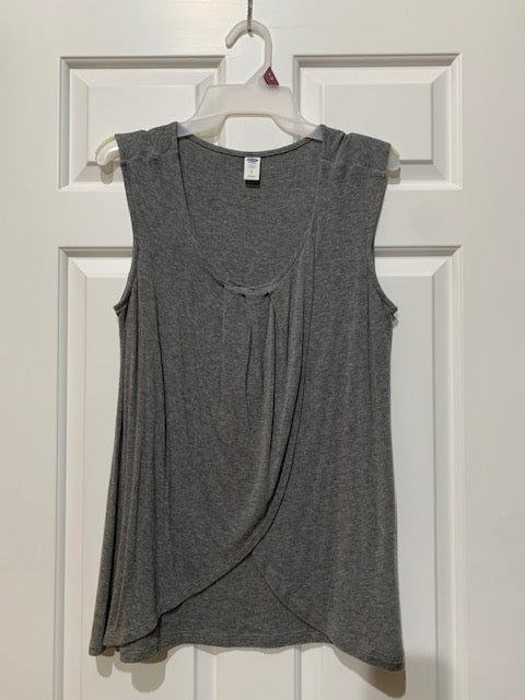 PPU Montgomery EUC Old Navy Maternity Nursing Top Grey - Small