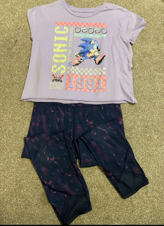 Seller #121 Girls Size 10/12 Sonic tshirt and cropped leggings