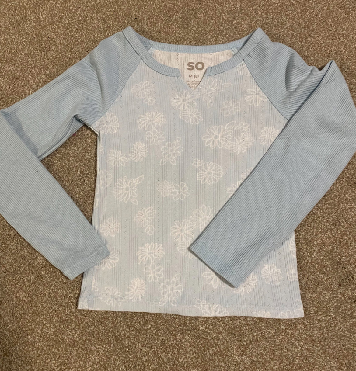 Seller #121 Girls like new size 8 light blue/white long sleeve shirt