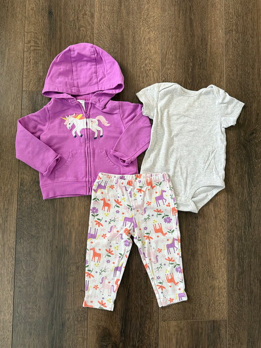 #173-REDUCED Carters unicorn bundle girl size 12m