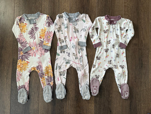 #173-Burts Bee's Baby pajama bundle girl size 12m
