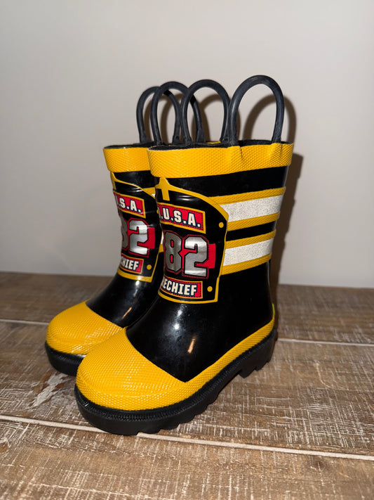 Seller #106: *Reduced* Toddler 5 Firefighter Rain Boots EUC!