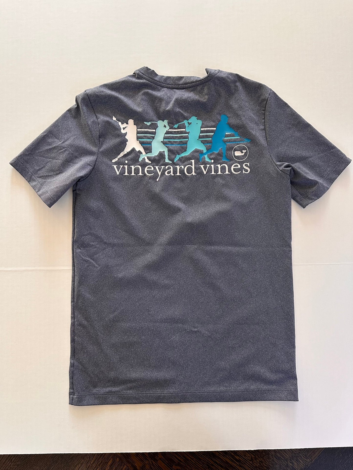 Vineyard Vines Boys Medium 10-12 performance T shirt