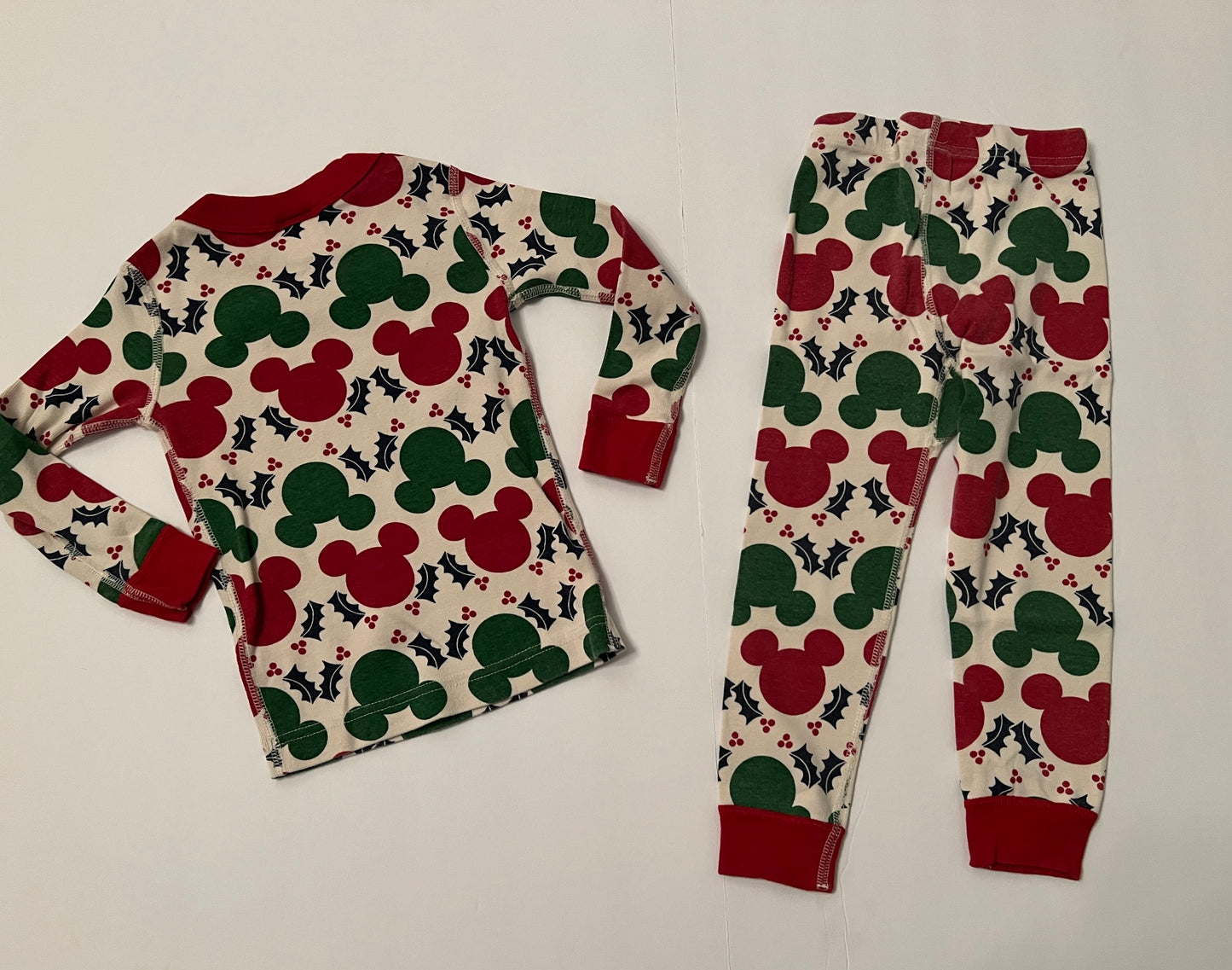 #180 unisex boys/girls 3 Hanna Andersson holiday Mickey pajamas 2 available