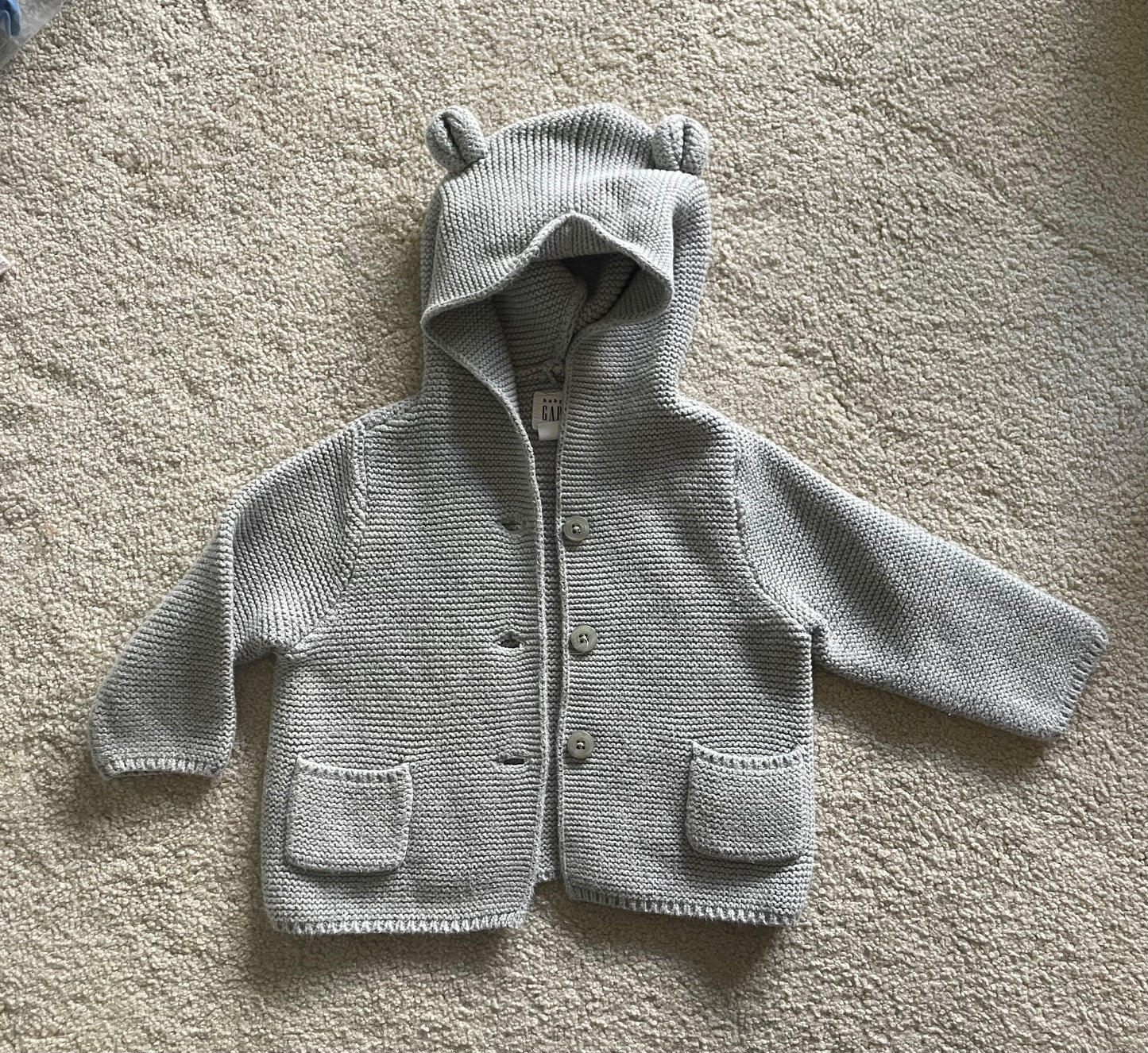 #57 Baby Gap Boys Bear sweater in grey, size 6-12 months