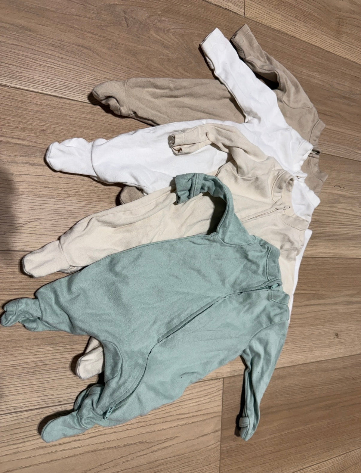 #162 Old Navy Newborn Gender Neutral Sleepers