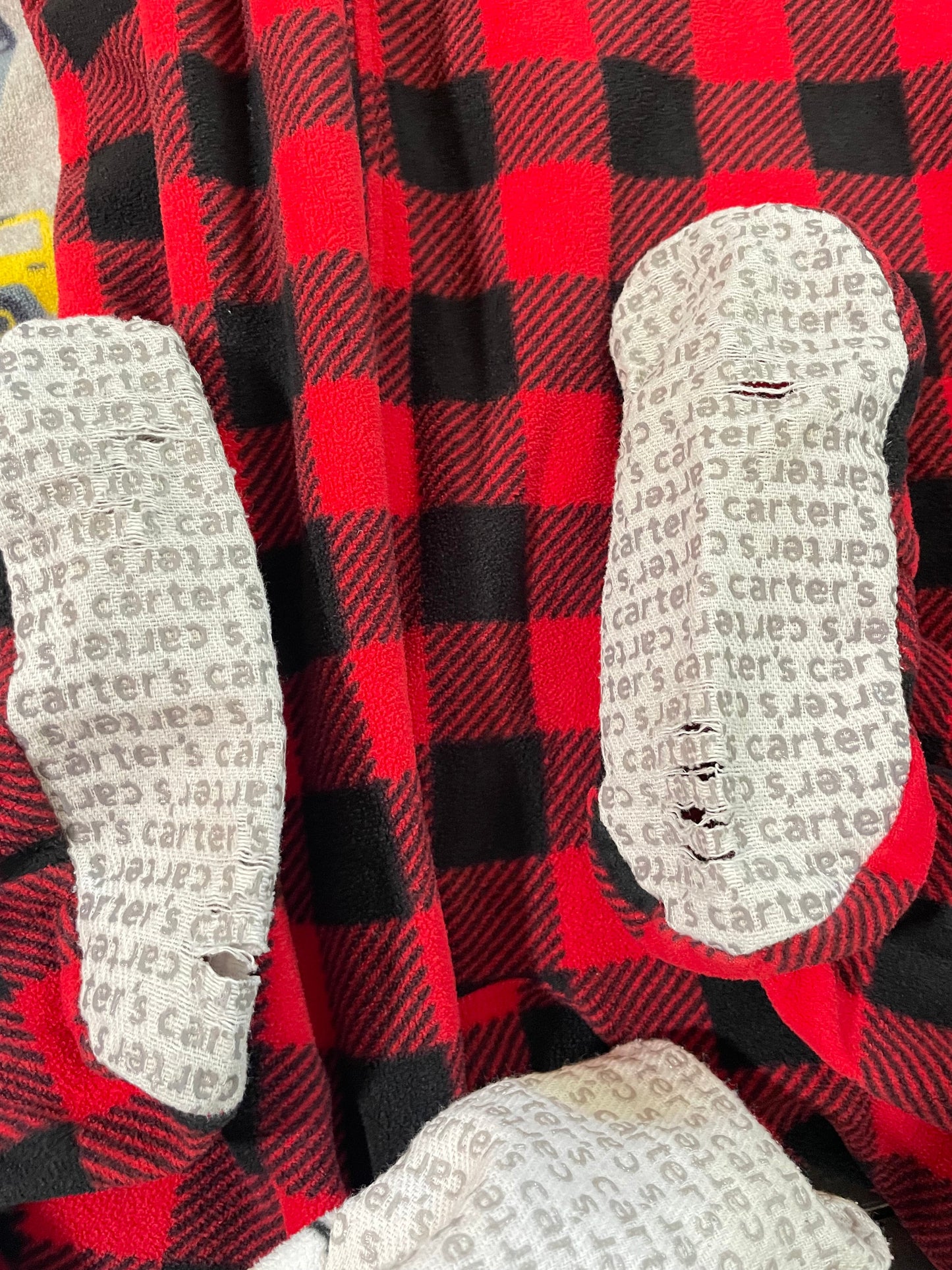 Seller #121 Carters 4t footed pajamas (3)