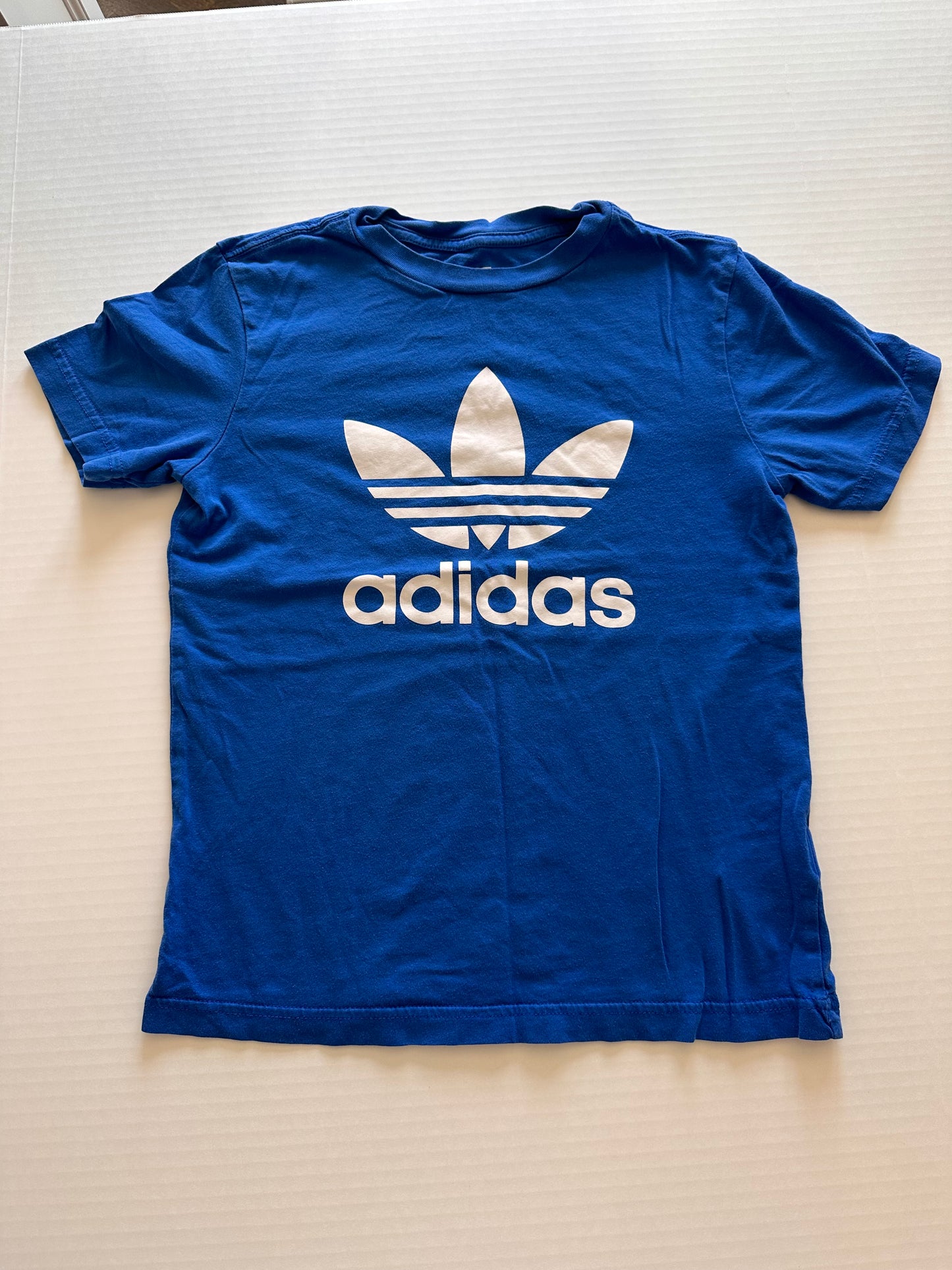 Adidas youth boys size  M  11-12 t shirt Blue