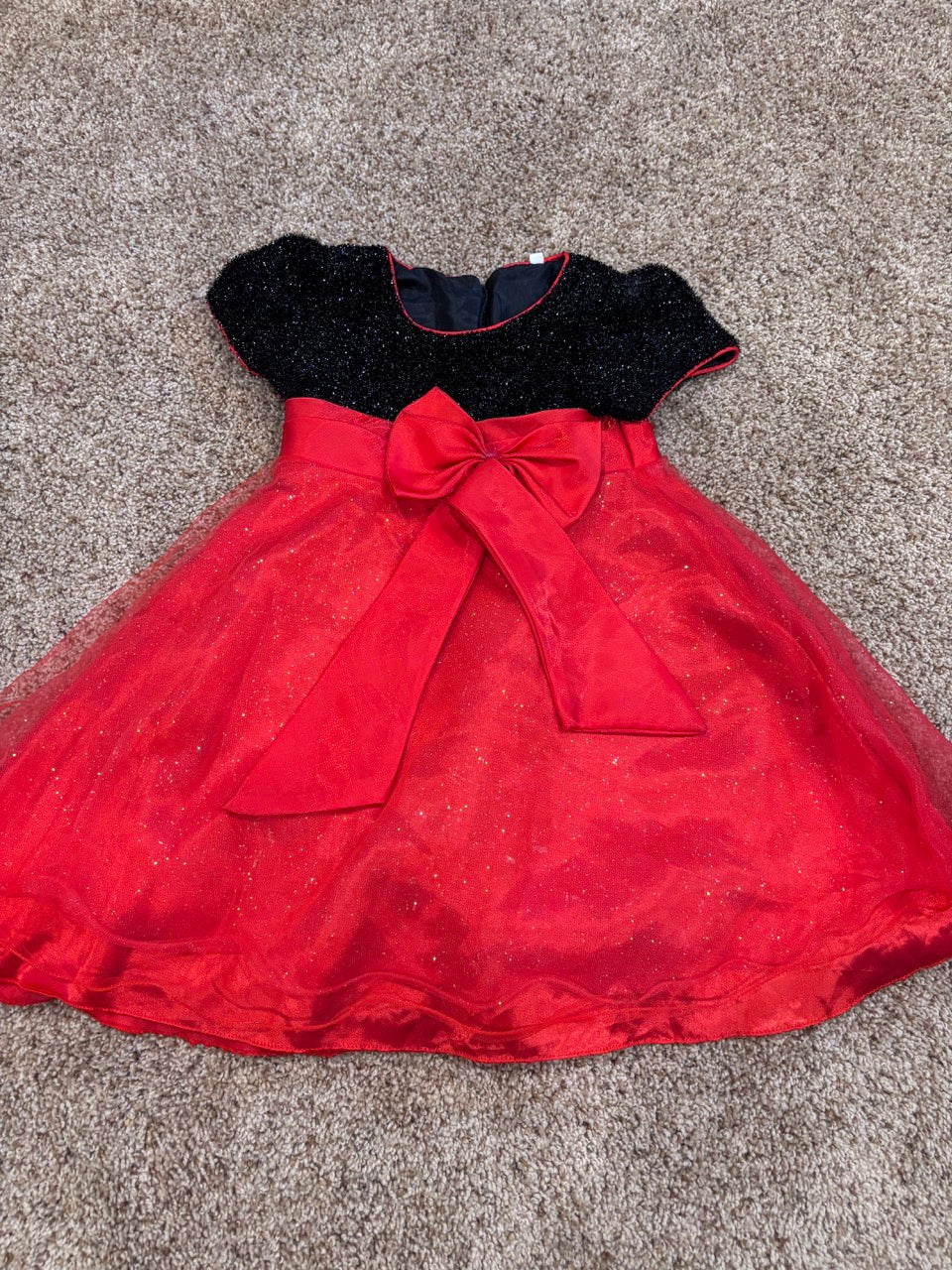 #47, girls 4T holiday dress, black sparkles on top