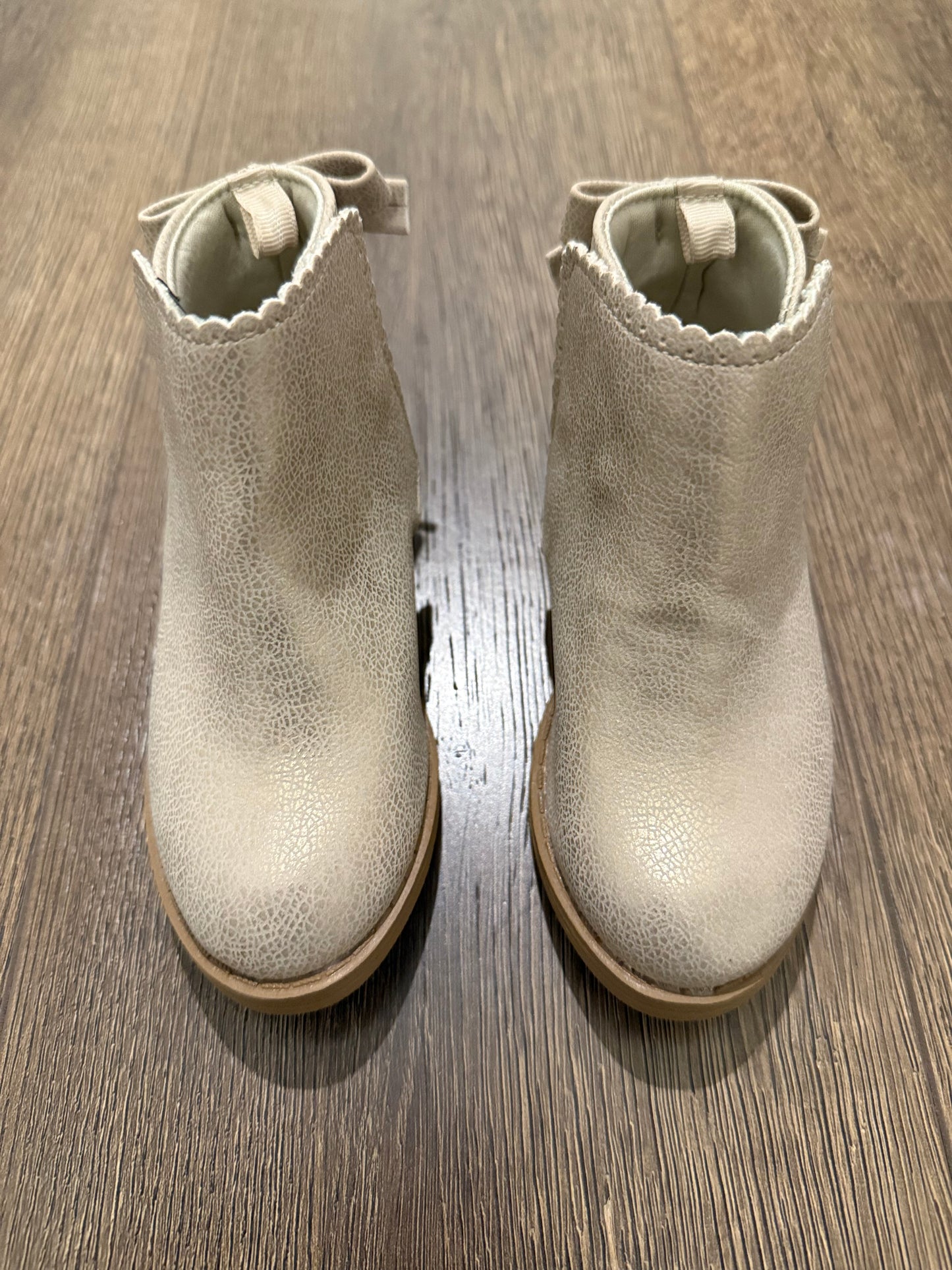 #173-Gold metallic toddler girl booties size 7
