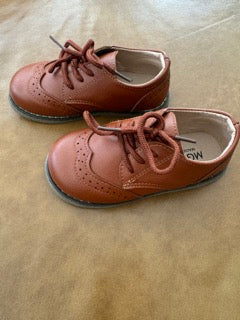 #51 Brown Dress Oxford Brogue Shoes Boys Size 10 EUC