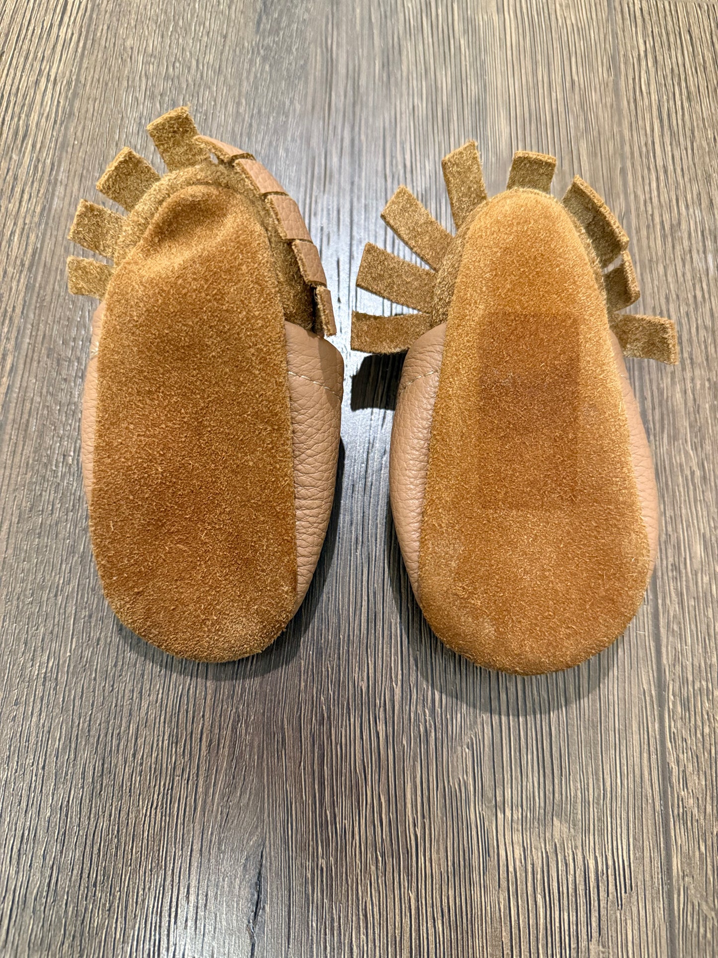 #173-tan leather baby moccasins size 4 (see description)