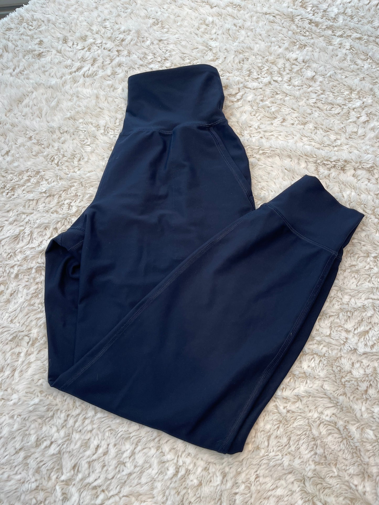 79a Old Navy powersoft jogger navy vguc small