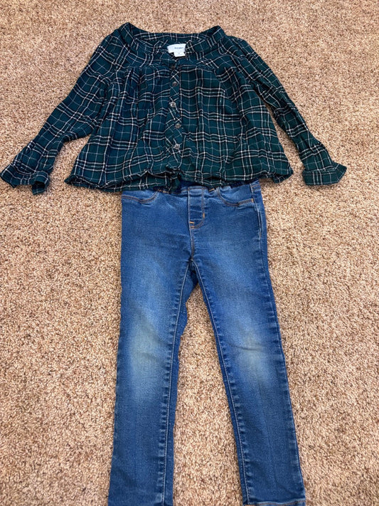 #47, girls 4T old navy top and gap jeans