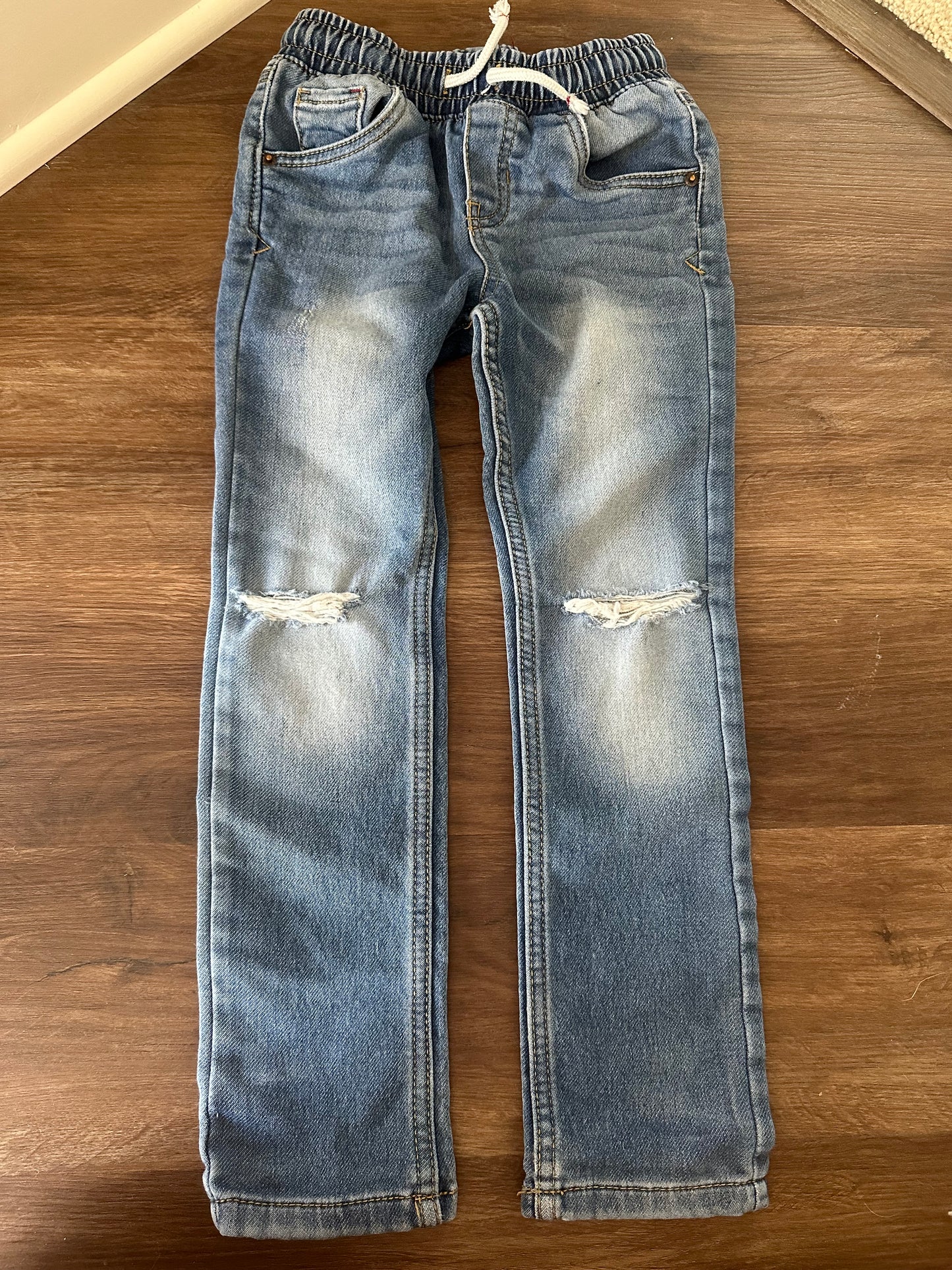 #24 size 5 Cat and jack jeans