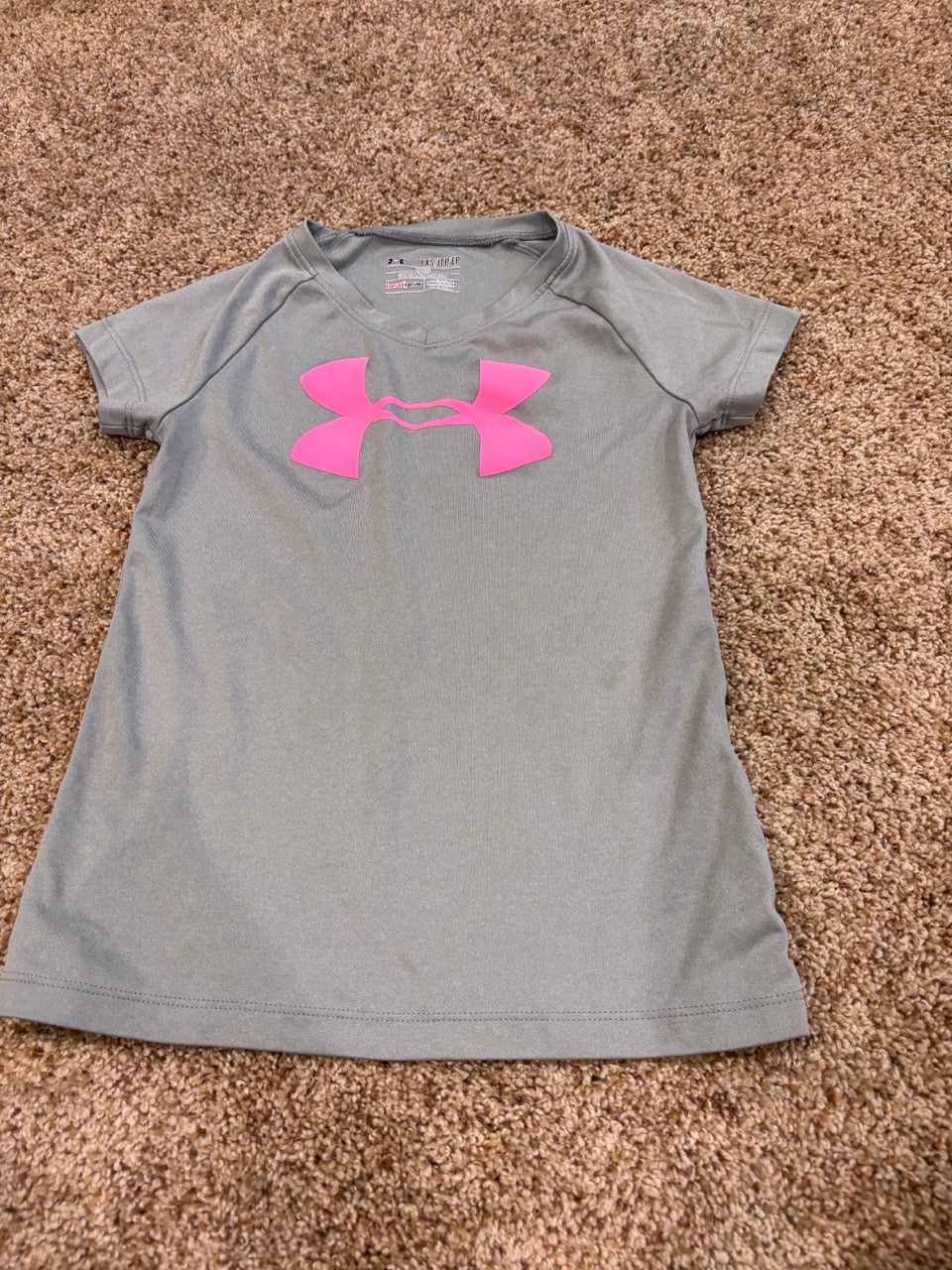 #47, girls YXS under armour top