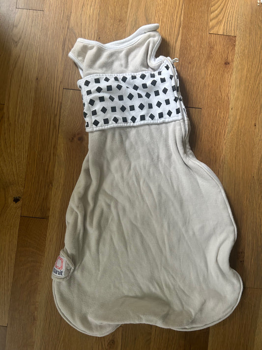 Seller #174 Nanit  Breathing Band Sleep Sack 6-12 months