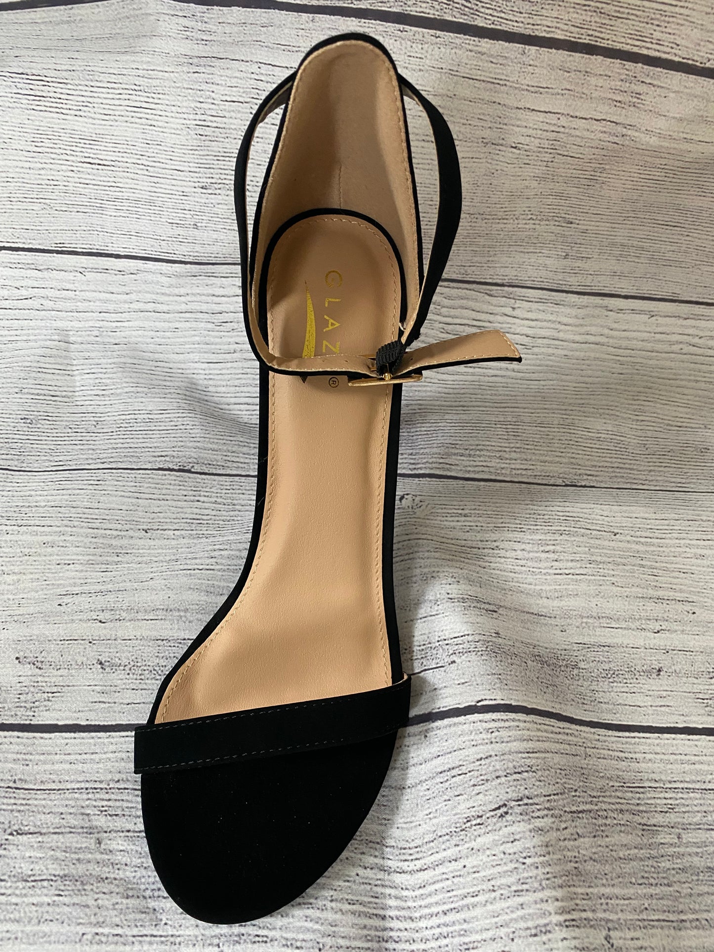 #72A NWOT Black Nubuck Heels, Size 8.5