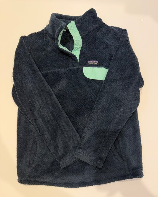 #41 |  M(10) Patagonia Navy Quarter Snap, girls