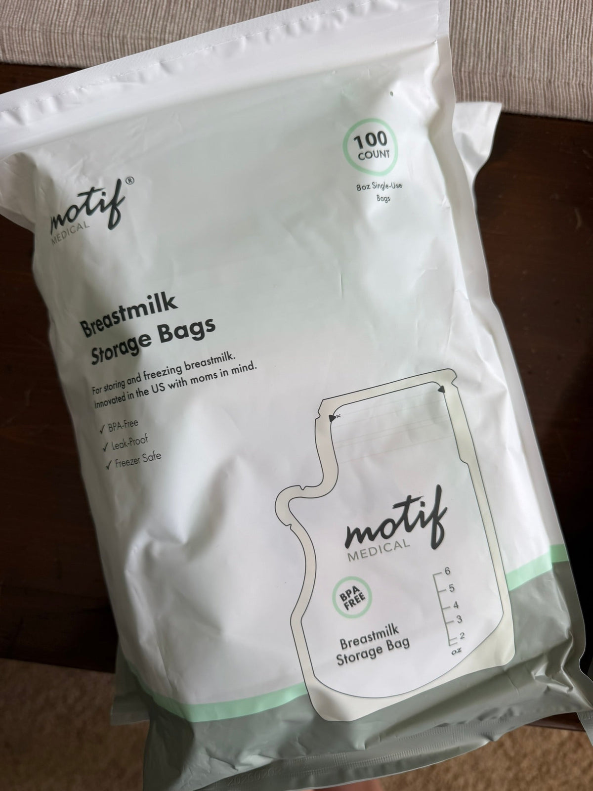 #49 200 Motif breastmilk storage bags (1 of 2)
