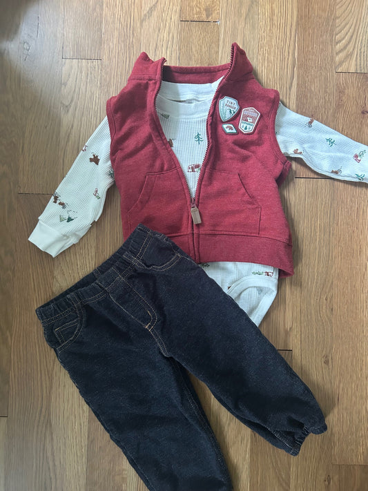 Seller #174 Carters 3 piece set 12 months