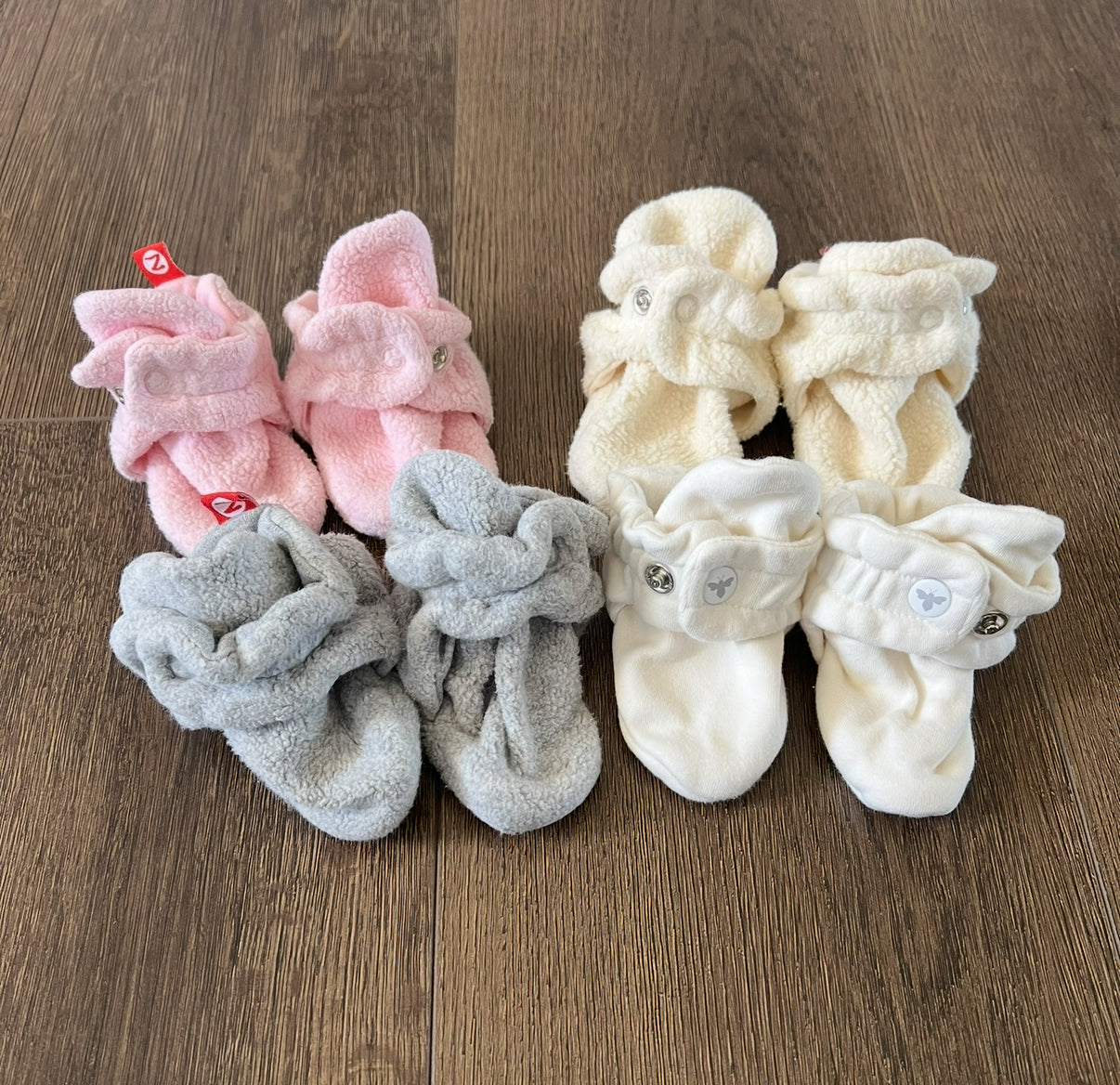 #173-Zutano and Burt’s Bees Baby booties size 6m