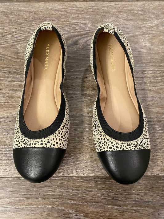 #173-NEW Alex Marie flats size 8