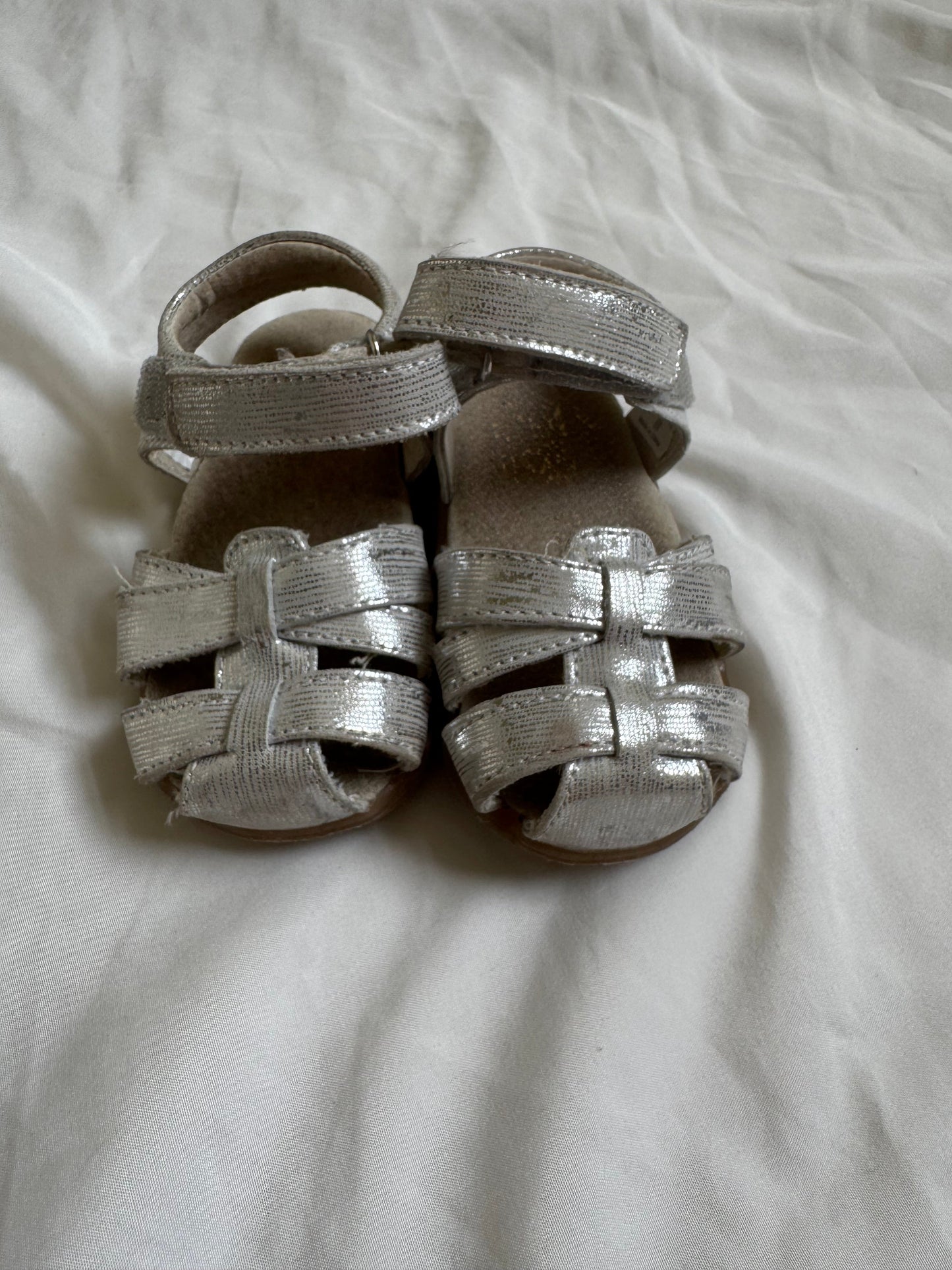 Seller #127 See Kai Run - Kaisa Silver Sandals; Toddler Girl size 6