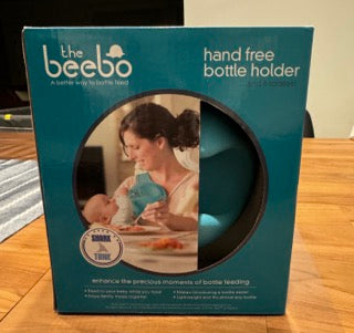 #51 BRAND NEW Beebo Baby Hands Free Bottle Holder