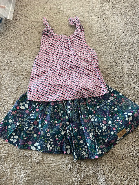 REDUCED Fangled Top and Skirt Sz 10 EUC worn once