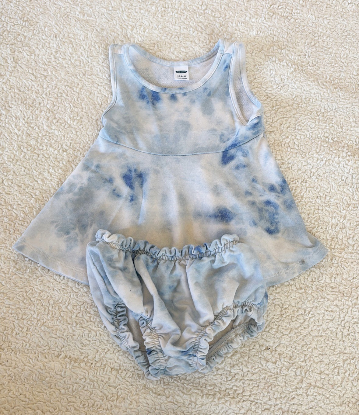 #4 Old Navy Girls 2 Piece Outfit 18-24 M