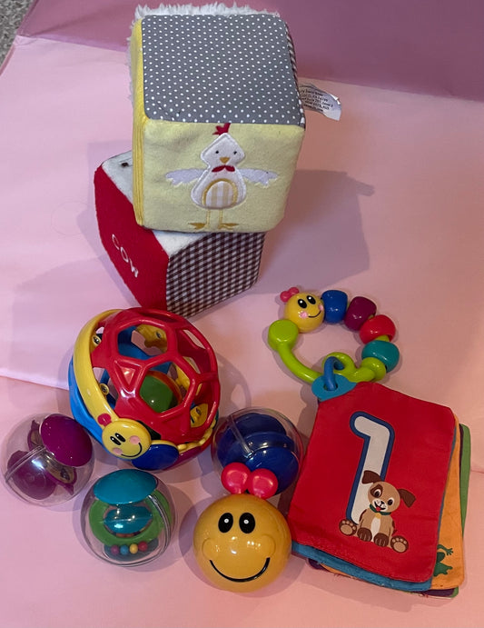 Assorted baby / toddler toy bundle