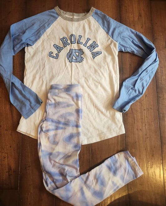 Seller #121 Girls Carolina outfit size Large 10/12