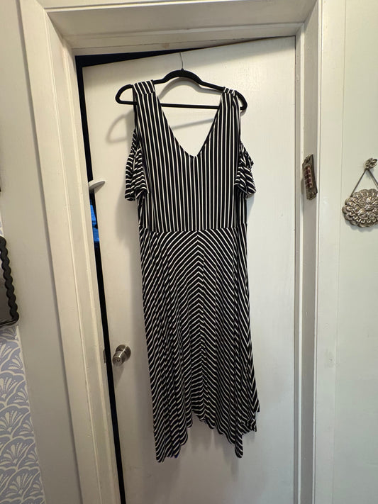 #35 Reduced Lane Bryant Stripped Dress 22/24