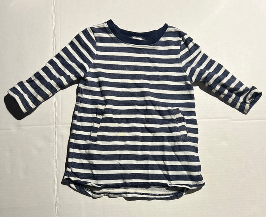 #95 Girls Old Navy Sweater Dress - 18m