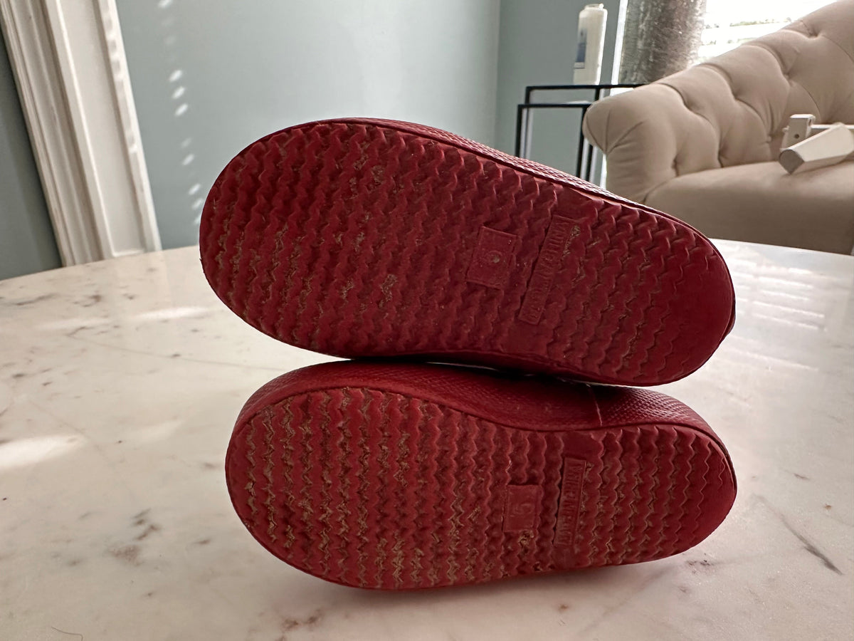 #24 size 5 red hunter boots