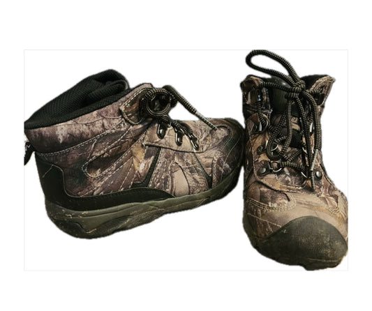 Seller #121 Youth size 3 boots