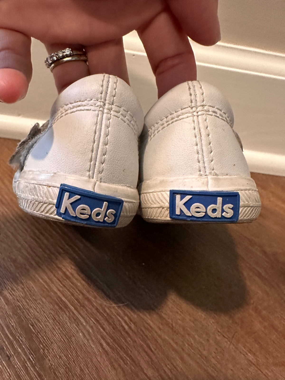 #24 size 5 keds