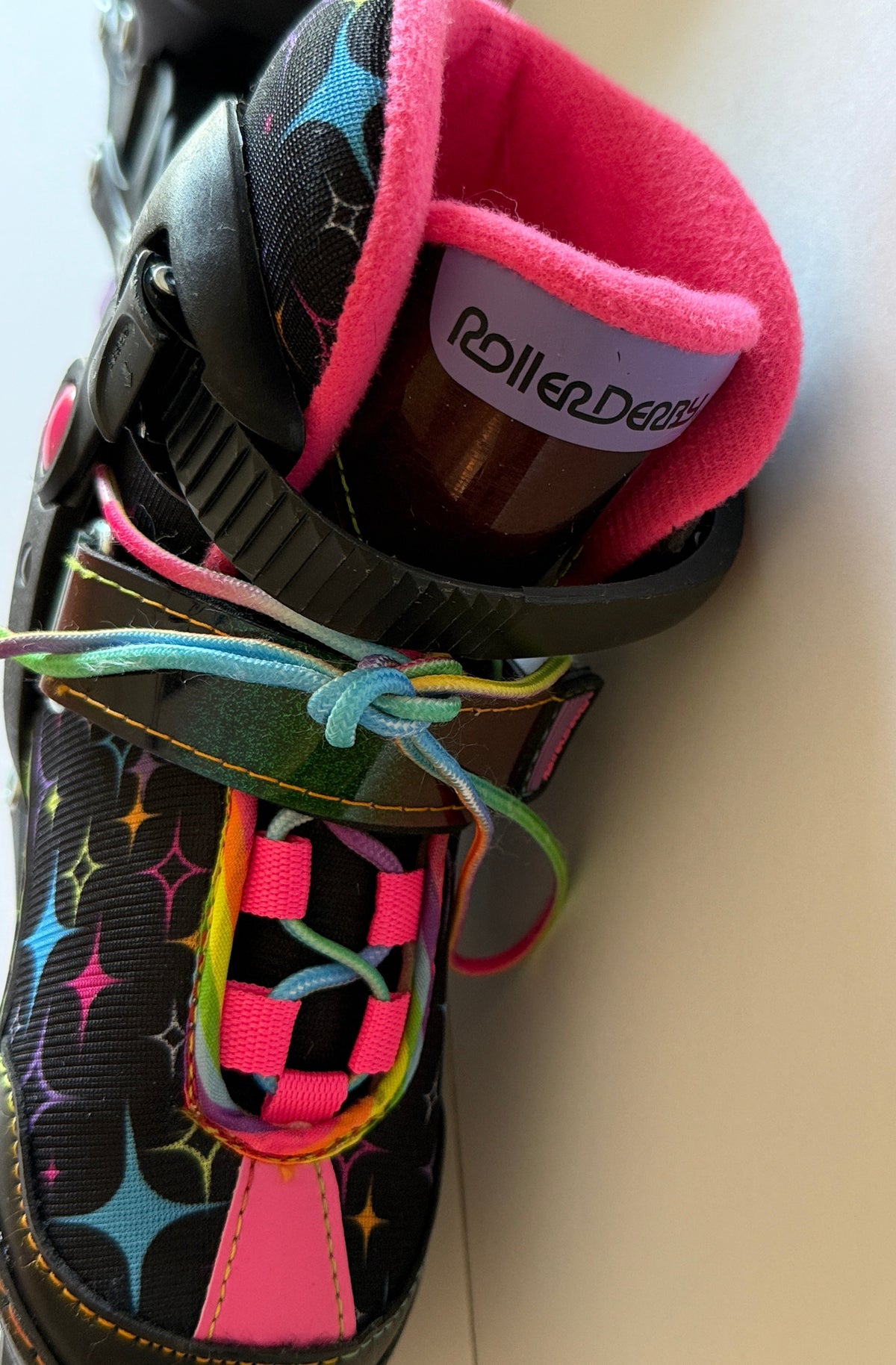 Seller #156_Roller Derby Roller Blades Girls size 11-1