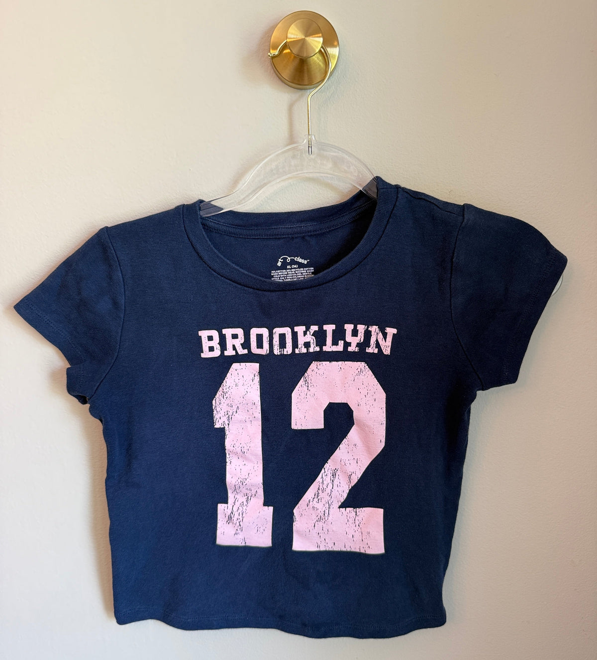 Seller #156_Art Class graphic baby tee Girls size 14 XL