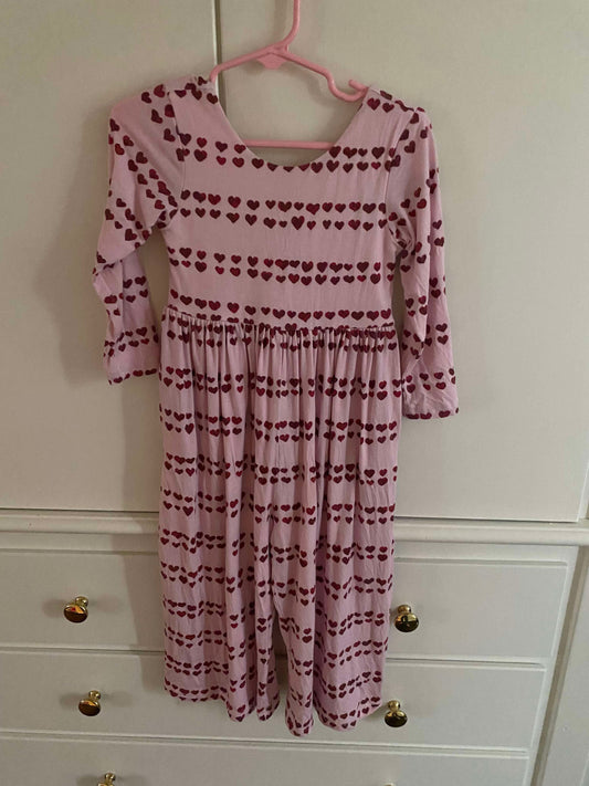 #117, Size 3T, Sweet Honey pink heart leggy romper, GUC