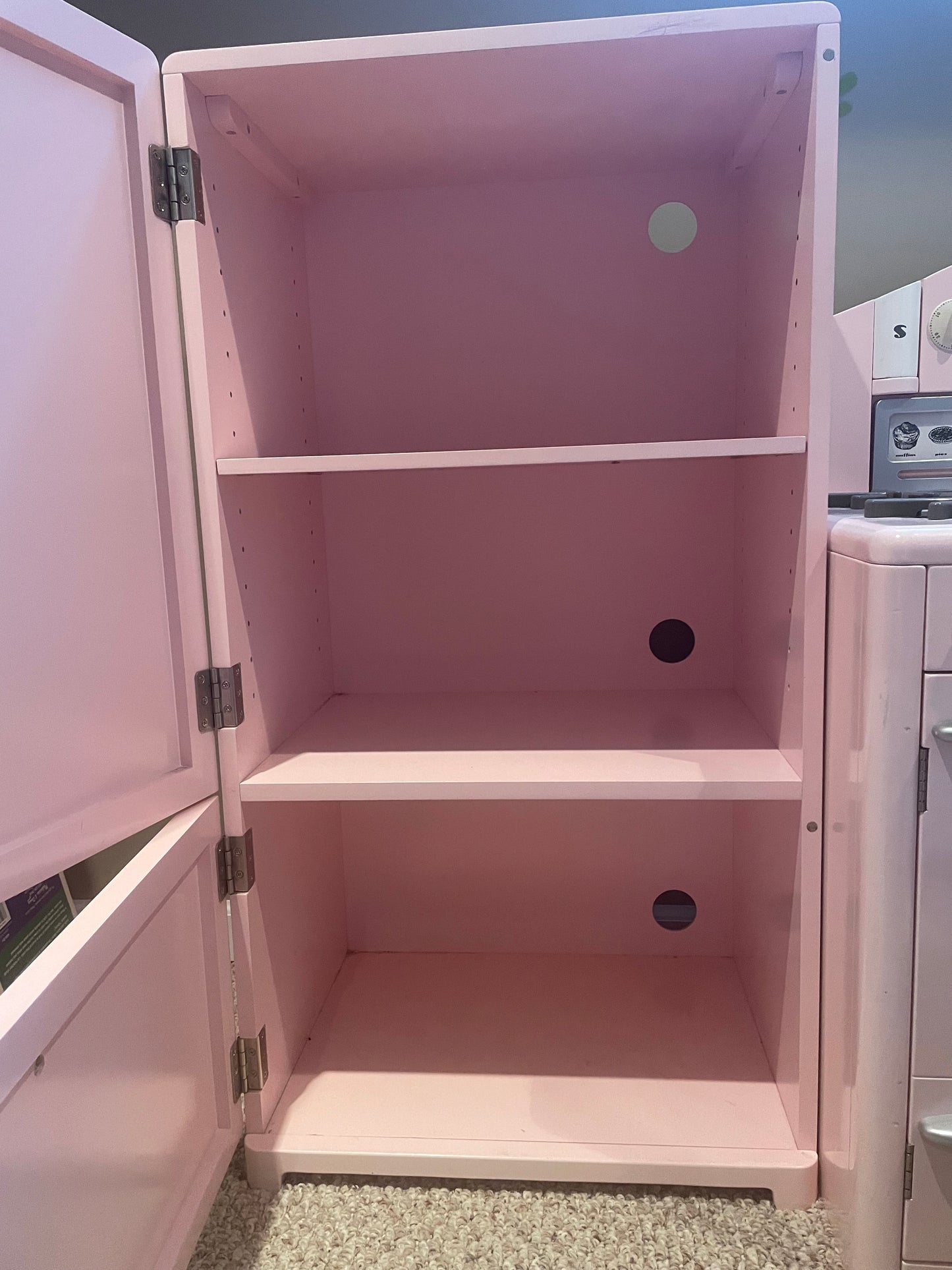 Pottery Barn pink retro play kitchen (fridge & stove) *PPU 45213*