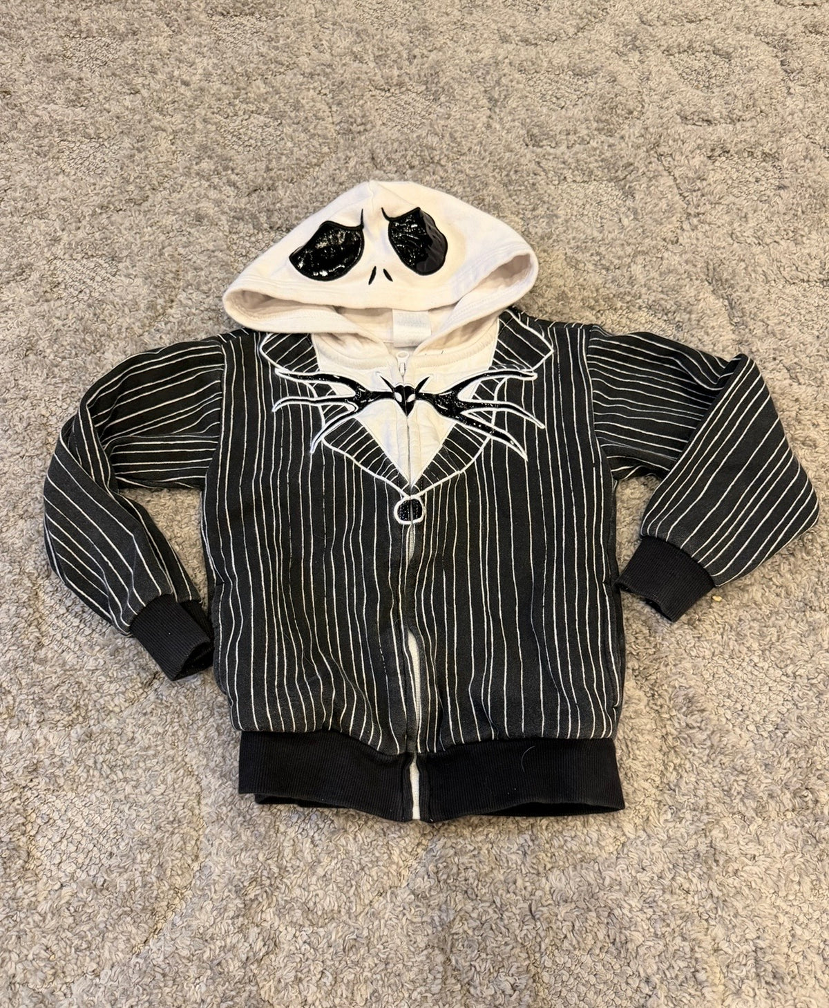 16 - Jack Skellington Jacket - 5/6