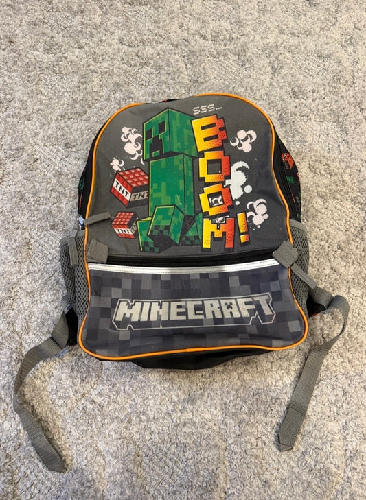 16 - Minecraft Backpack