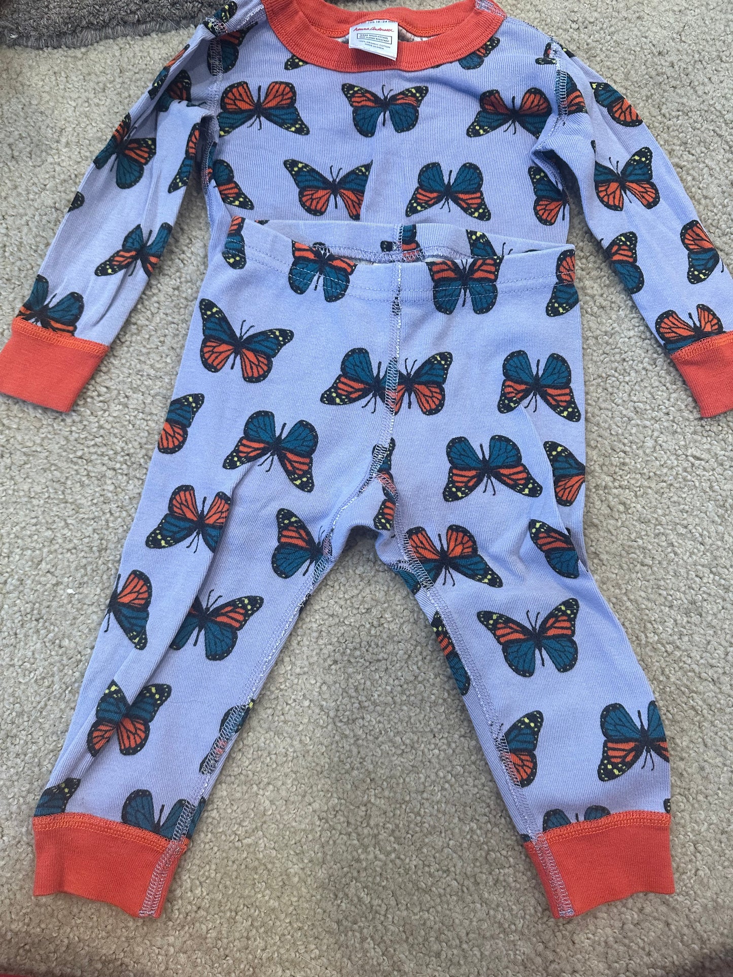 #57 Hanna andersson pajamas 12-18 months