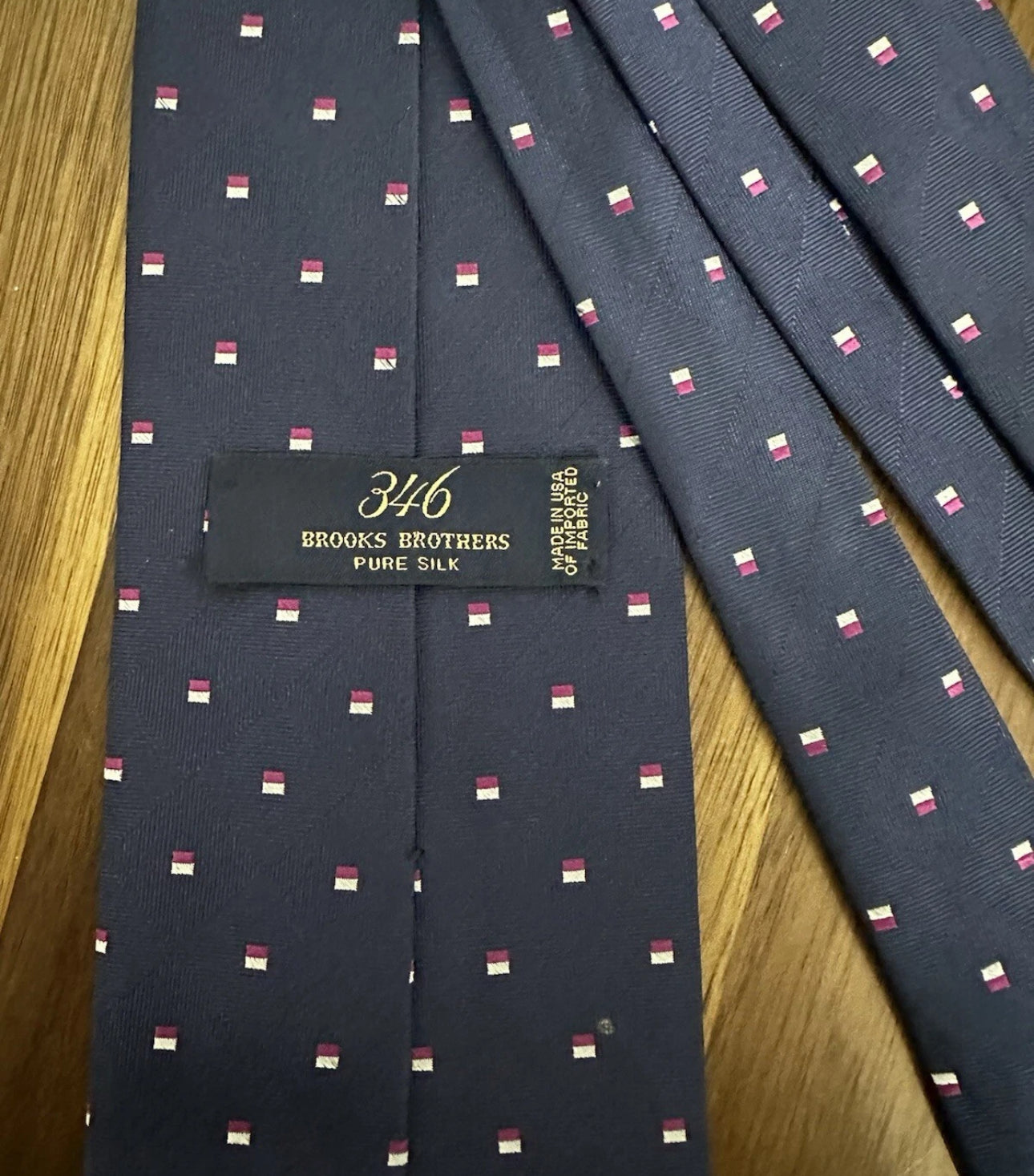 #111 Brooks Brothers Men's Navy Blue 346 Geometric Pattern Pure Silk Tie Z2