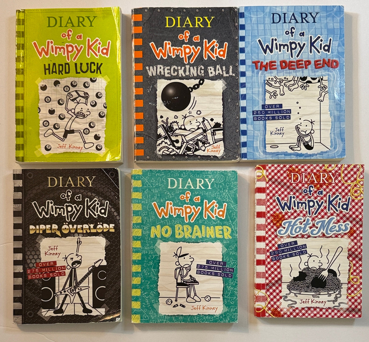 Seller #156_Diary of a Wimpy Kid set of 6 paperback