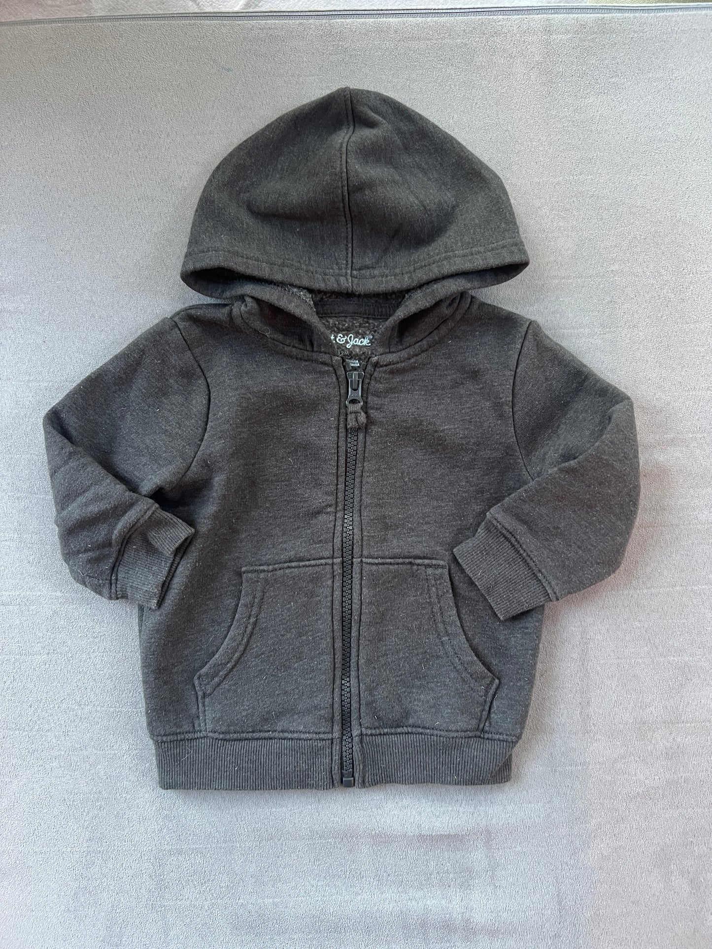 #154 12mo Boys Cat&Jack gray zip-up hoodie, VGUC